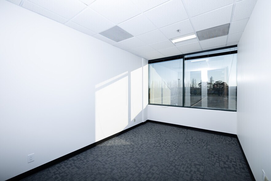 More Photos Of 1310-1430 Harbor Bay Pky, Alameda Unknown For Sale