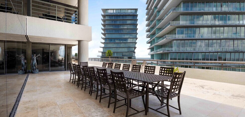 More Photos Of 2665 S Bayshore Dr, Coconut Grove Office For Lease