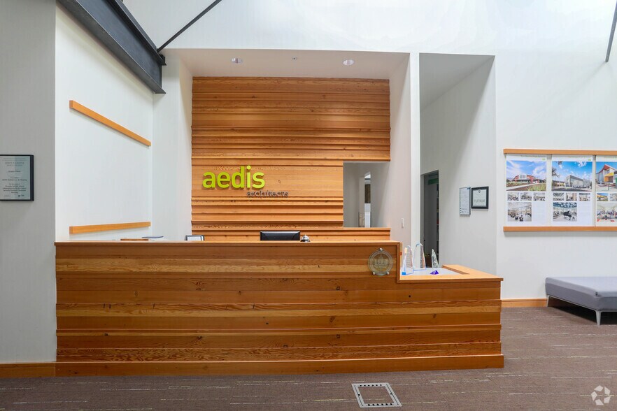 More Photos Of 387 S 1st St, San Jose Loft Creative Space For Lease