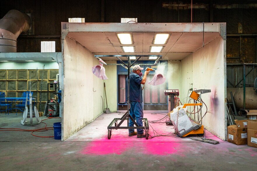 More Photos Of 1127 Siler Park Ln, Santa Fe Industrial For Sale