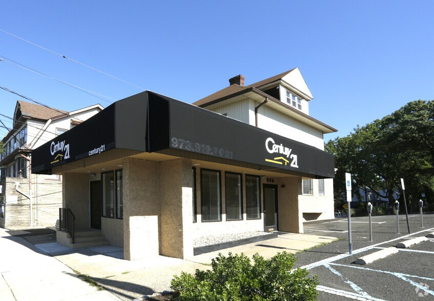 More Photos Of 226 Morris Ave, Springfield Office For Lease