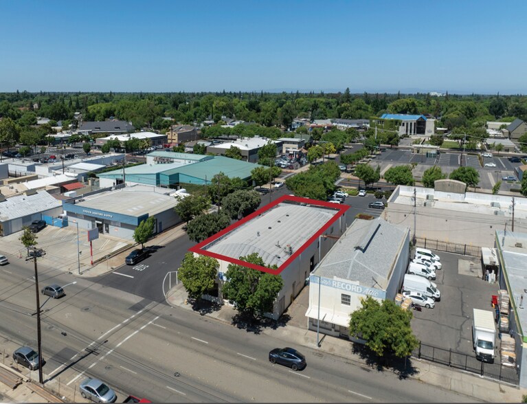 More Photos Of 1332 9th St, Modesto Warehouse For Sale