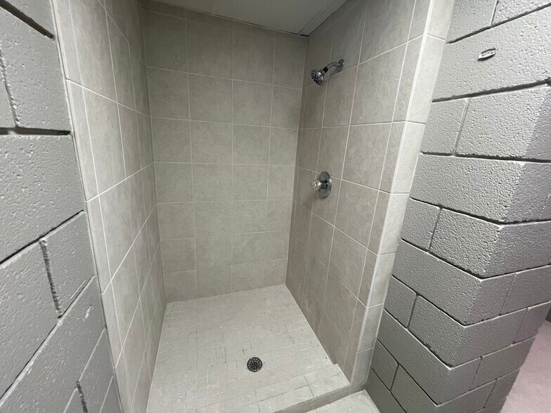 More Photos Of 451 N Winstead Ave, Rocky Mount Office For Sale