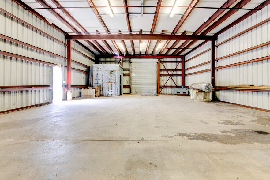 More Photos Of 2130 N Old Dixie Hwy, Fort Pierce Warehouse For Sale