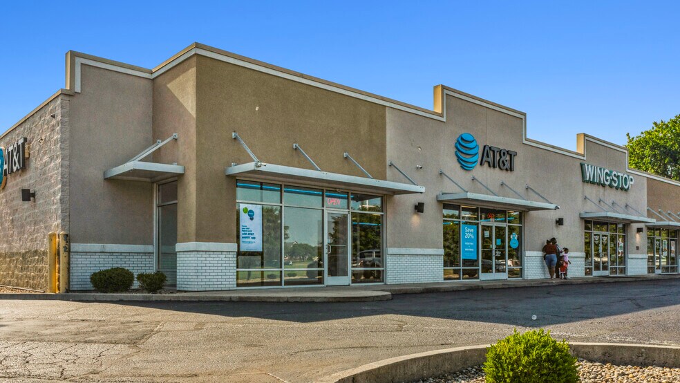 More Photos Of 7326-7336 Pendleton Pike, Indianapolis General Retail For Sale