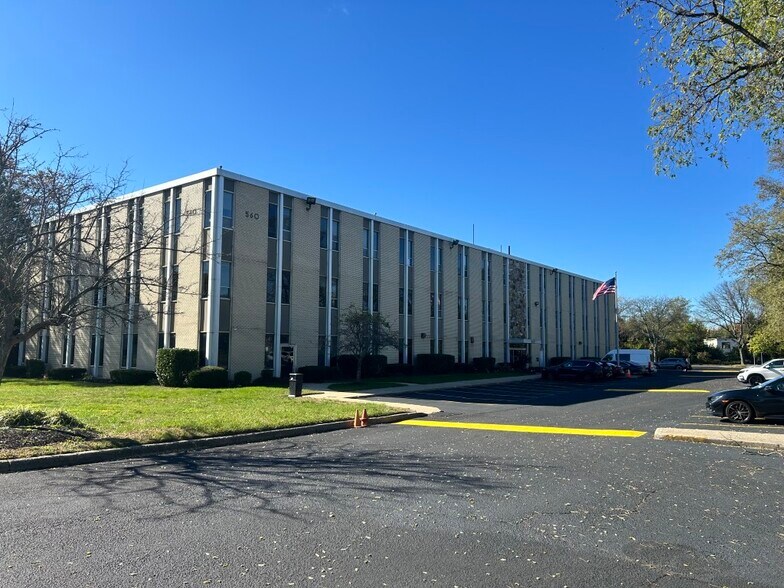 Primary Photo Of 560 Broadhollow Rd, Melville Office For Lease