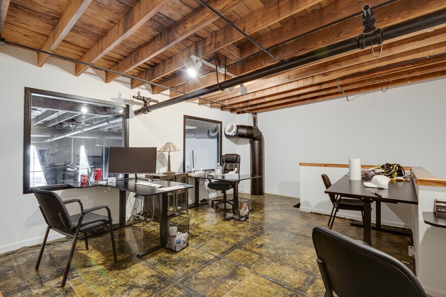 More Photos Of 1200-1300 Clinton St, Nashville Loft Creative Space For Lease