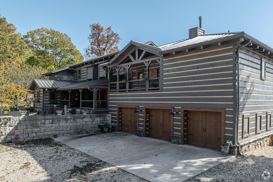 More Photos Of 1150 County Road 113, Eureka Springs Lodge Meeting Hall For Sale