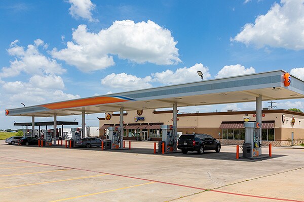 More Photos Of 901 S Eagle St, Weimar Service Station For Sale