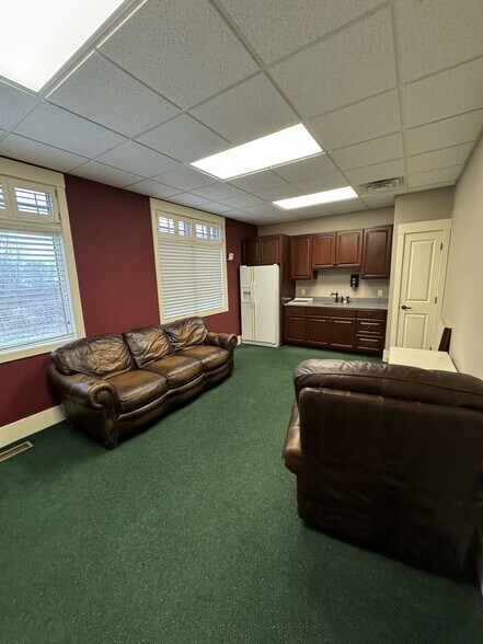 More Photos Of 700 W Randall St, Coopersville Office For Sale