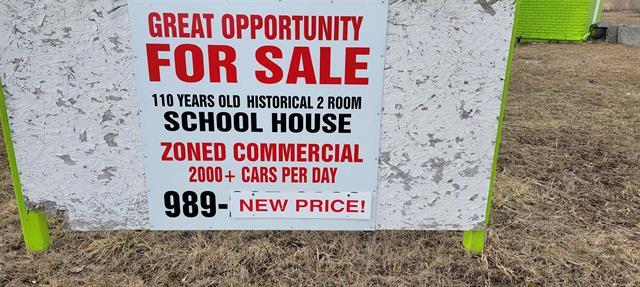 More Photos Of 3071 Worth Rd, Standish Schools For Sale