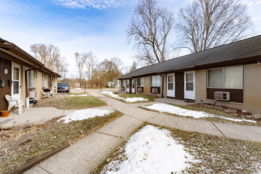 More Photos Of 4431-4435 Holt Rd, Holt Apartments For Sale