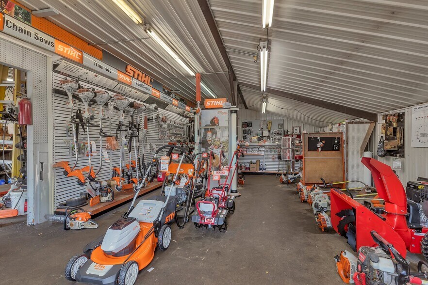 More Photos Of 245 E Main St, Rice Freestanding For Sale