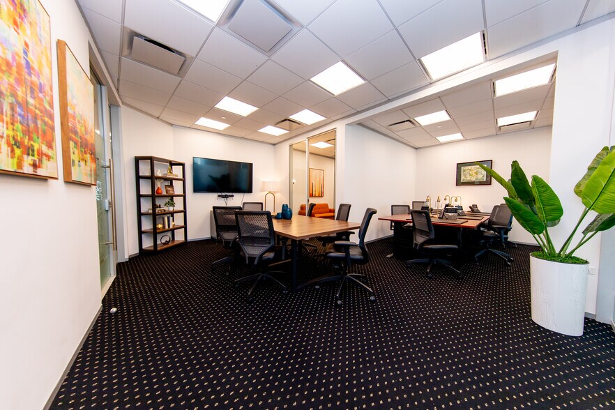 More Photos Of 444 W Lake St, Chicago Coworking Space