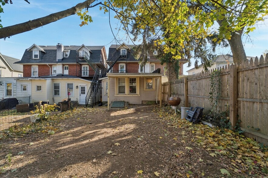 More Photos Of 222 Lippincott Ave, Ardmore Apartments For Sale