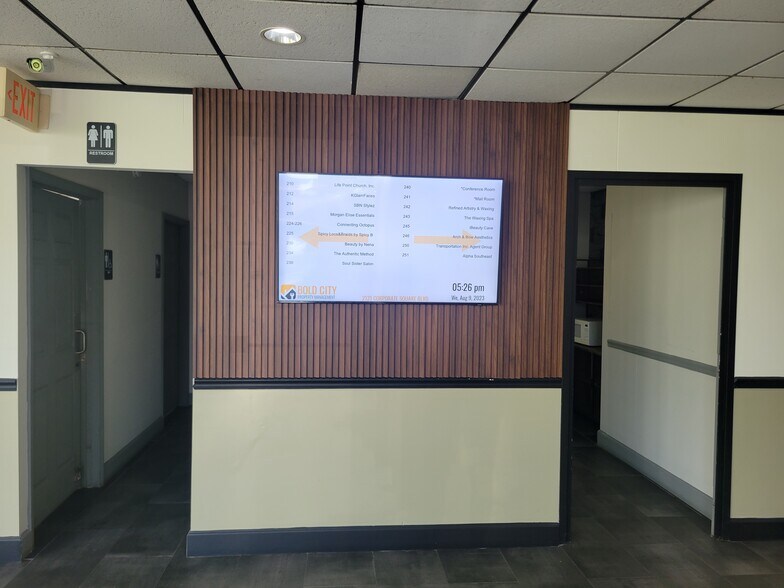 More Photos Of 2121 Corporate Square Blvd, Jacksonville Office For Lease