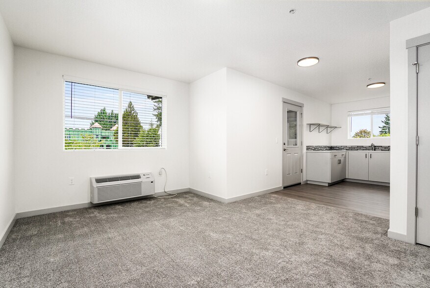 More Photos Of 110 S 7th St, Carlton Apartments For Sale