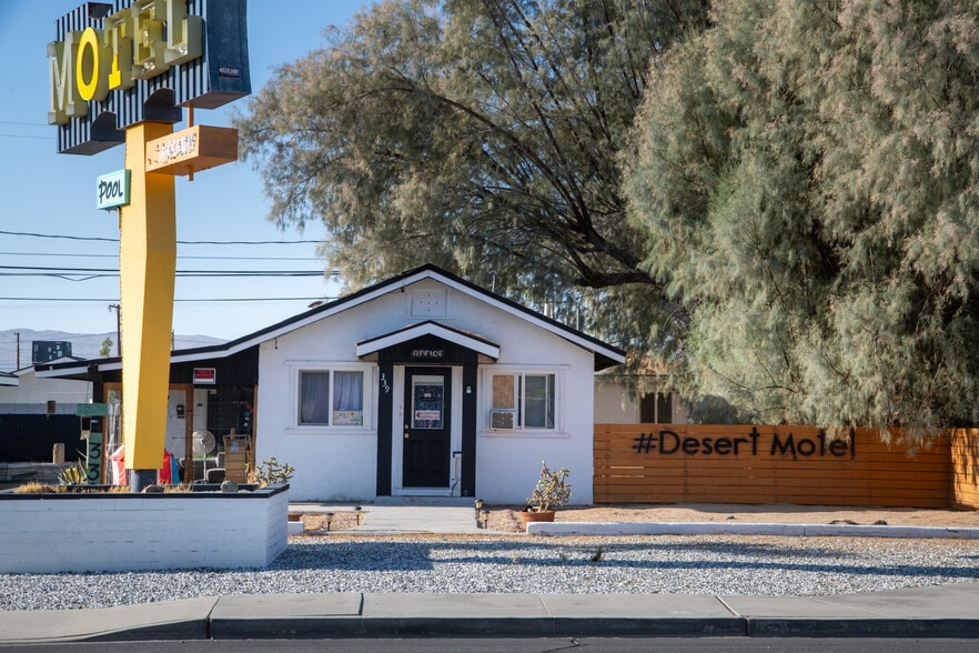 More Photos Of 339 W Church Ave, Ridgecrest Hotel For Sale