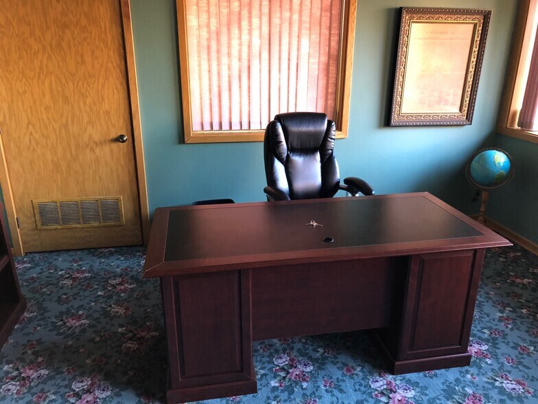 More Photos Of 4125 Okemos Rd, Okemos Office For Lease
