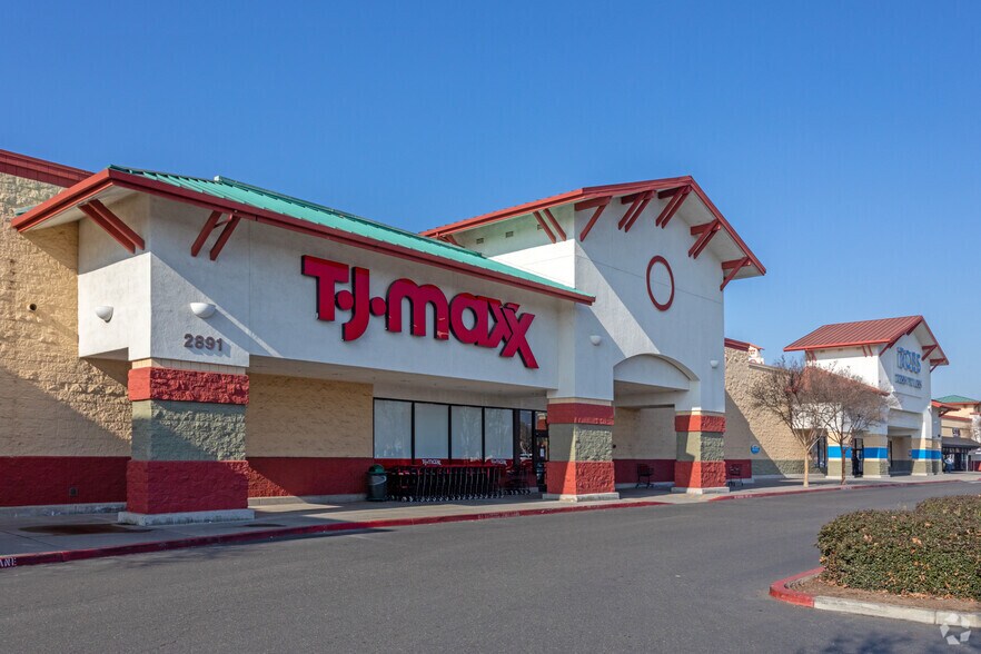 More Photos Of 2800 Countryside Dr, Turlock Unknown For Lease