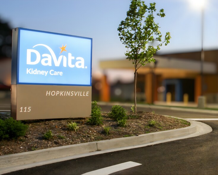 Primary Photo Of 115 N Virginia St, Hopkinsville Medical For Sale