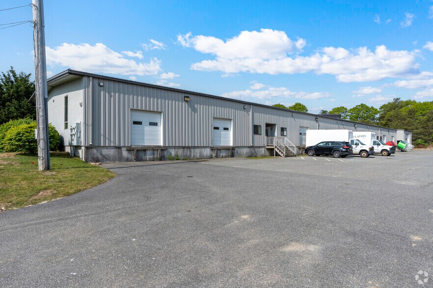 More Photos Of 53 Portside Dr, Bourne Unknown For Lease