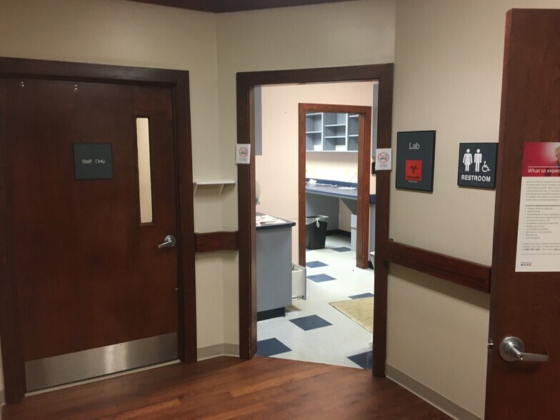 More Photos Of 120 Dillon Dr, Spartanburg Medical For Lease
