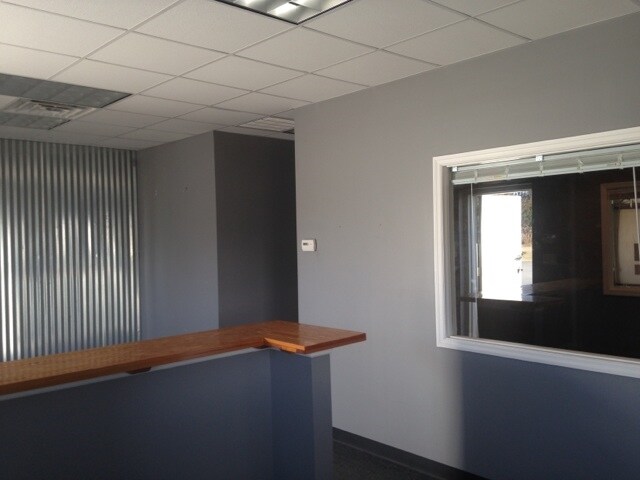 More Photos Of 1418 Harbin Cir, Valdosta Warehouse For Lease