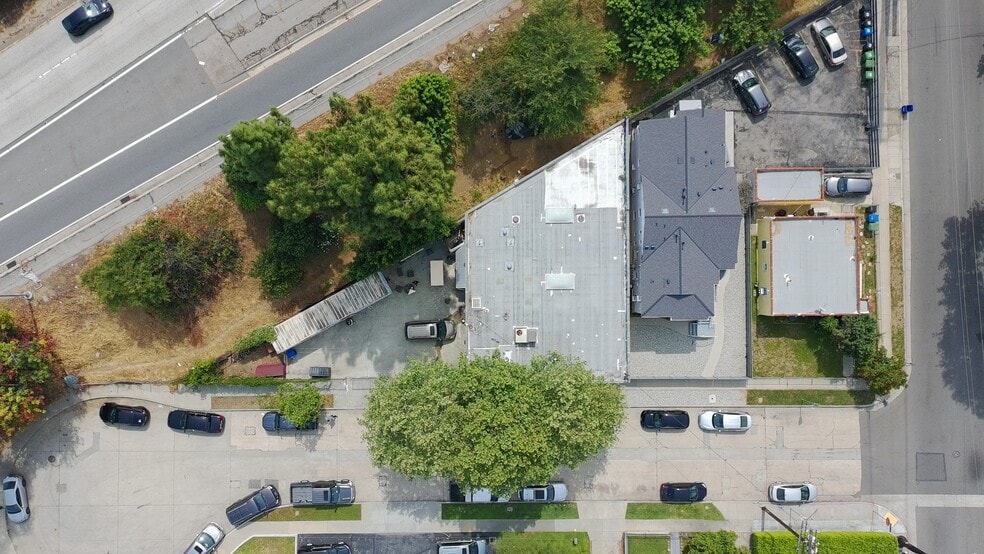 More Photos Of 2860 Glenview Ave, Los Angeles Warehouse For Sale