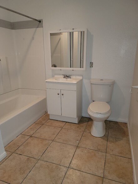 More Photos Of 43965 Towne St, Indio Apartments For Sale