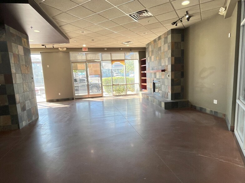 More Photos Of 303 S Water St, Henderson Office For Sale