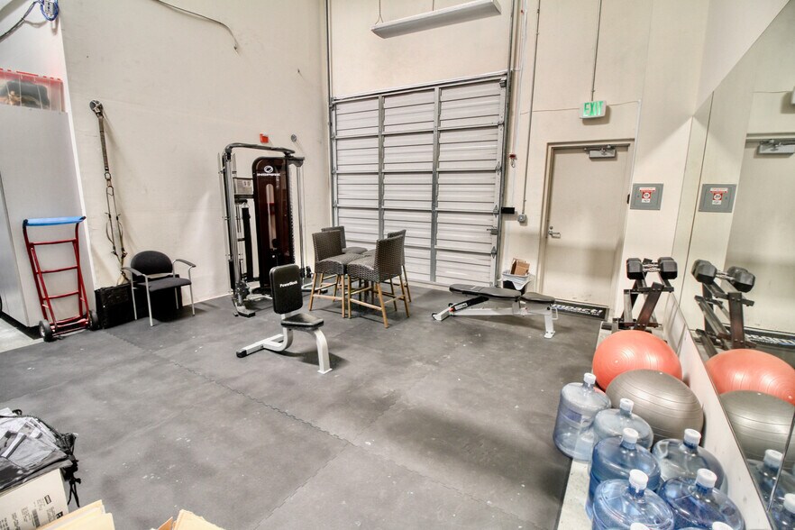 More Photos Of 3600-3608 Ocean Ranch Blvd, Oceanside Warehouse For Sale