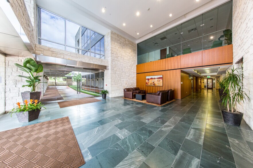 More Photos Of 3711 S Mopac Expy, Austin Office For Lease