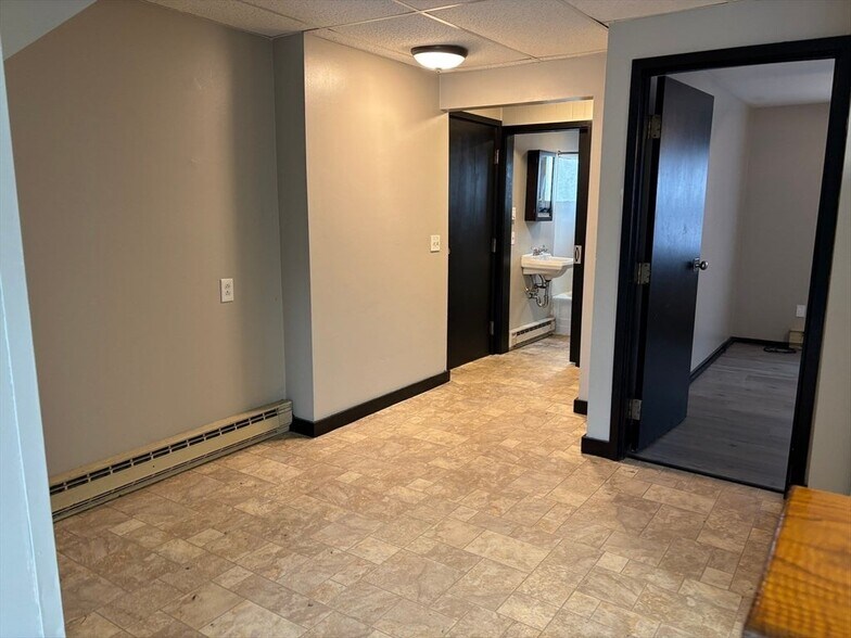 More Photos Of 1 Cheney St, Orange Apartments For Sale