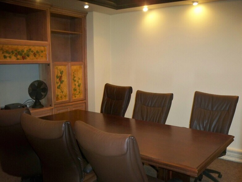 More Photos Of 2051 Trade Center Way, Naples Flex For Sale