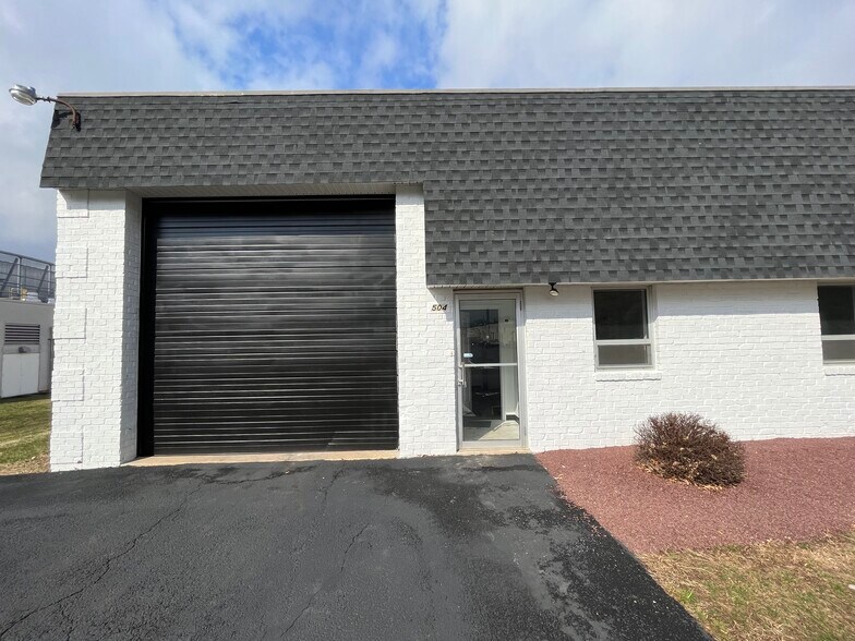More Photos Of 504-510 Louise Ln, North Wales Warehouse For Lease