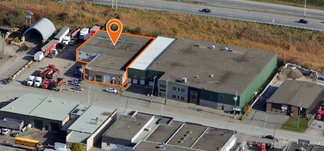 Primary Photo Of 4030-4050 Boul Leman, Laval Industrial For Sale