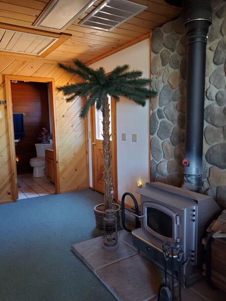 More Photos Of 13279 Roadrunner Loop, Red Bluff Airplane Hangar For Sale