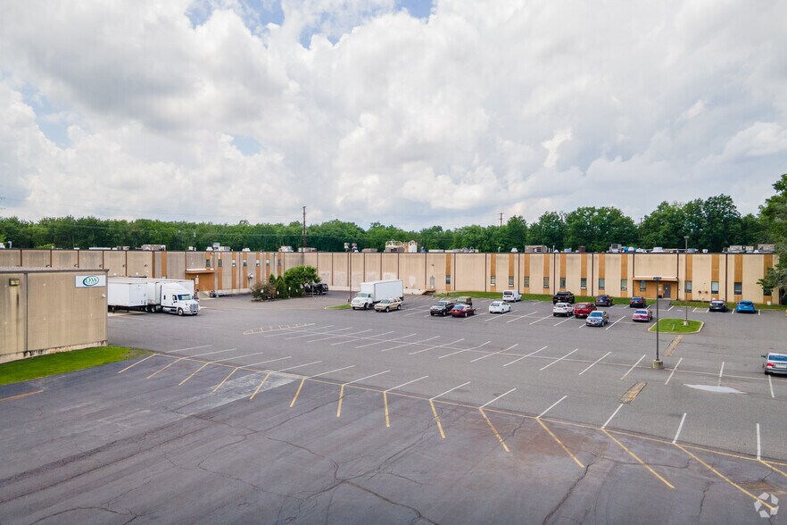 More Photos Of 1100 Schwab Rd, Hatfield Warehouse For Lease