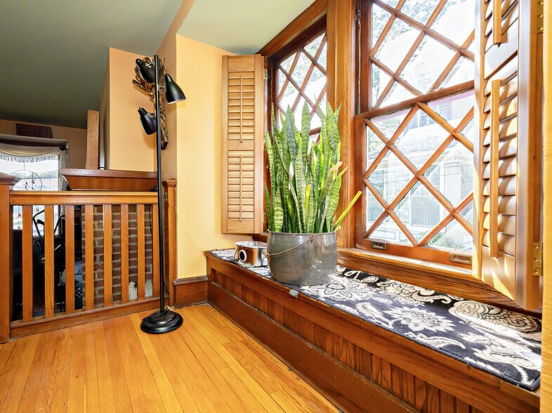 More Photos Of 425 White Horse Pike, Haddon Heights Office Residential For Sale