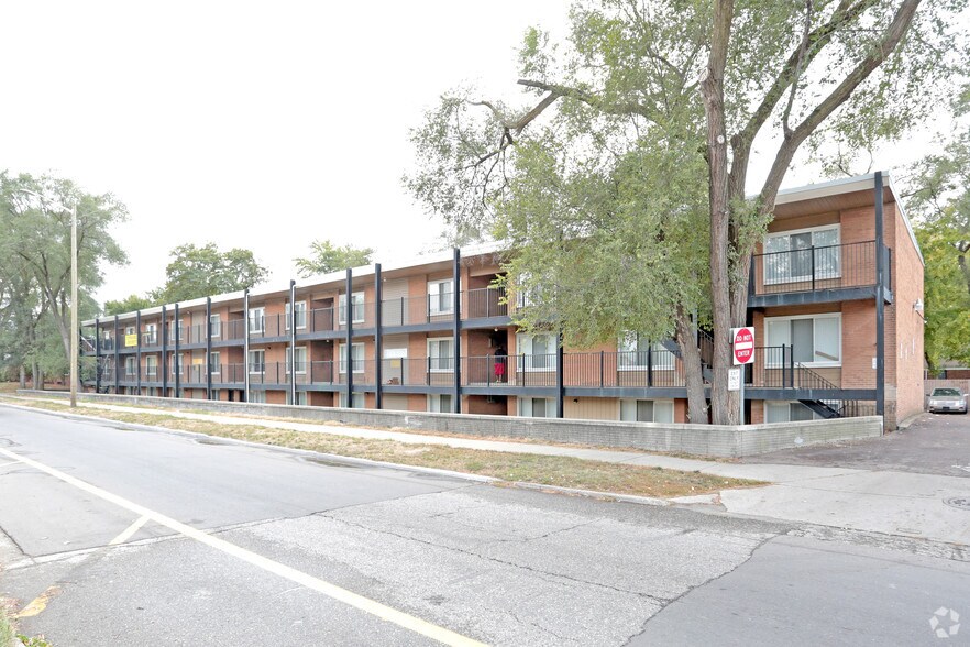 Primary Photo Of 20539-20541 Southfield Fwy, Detroit Apartments For Sale