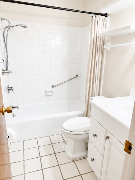 More Photos Of 37623 Camphor Dr, Dade City Apartments For Sale