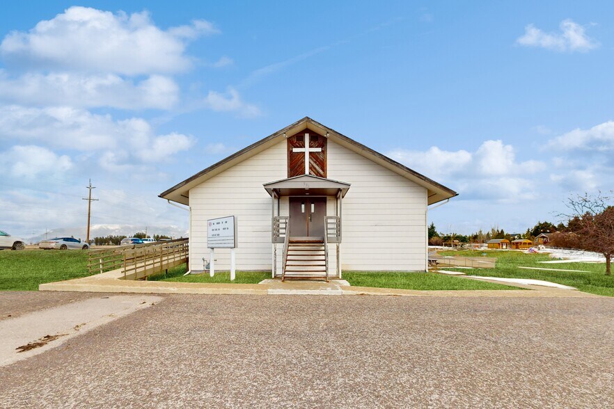 More Photos Of 554 Country Way N, Kalispell Religious Facility For Sale