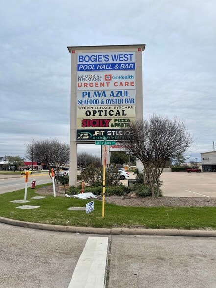 More Photos Of 9606-9638 Jones Rd, Houston Unknown For Lease