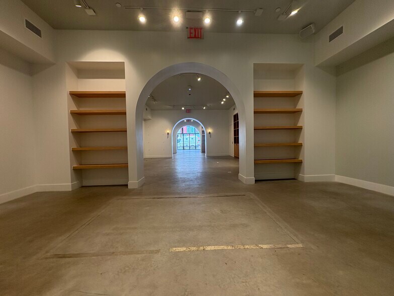 More Photos Of 106 N 6th St, Brooklyn Apartments For Lease