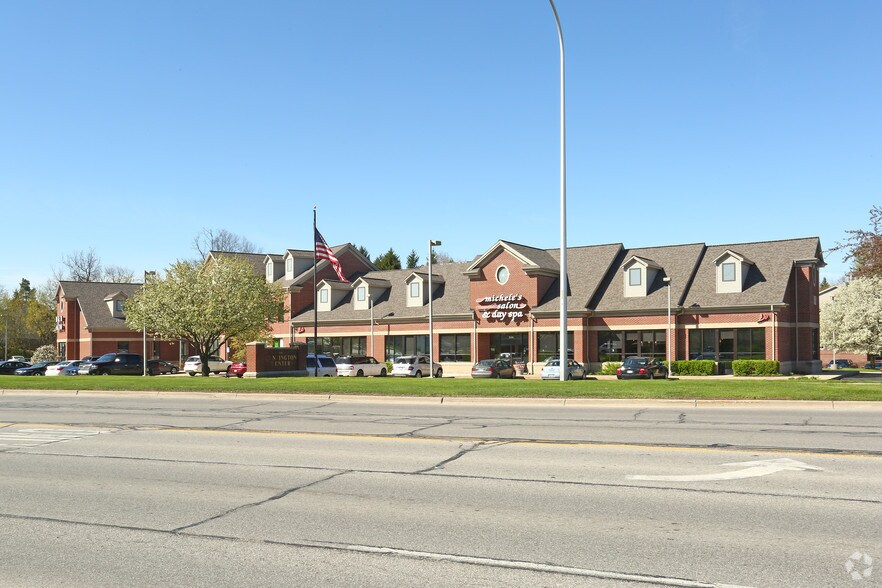 Primary Photo Of 506-522 E Grand River Ave, Brighton Freestanding For Lease