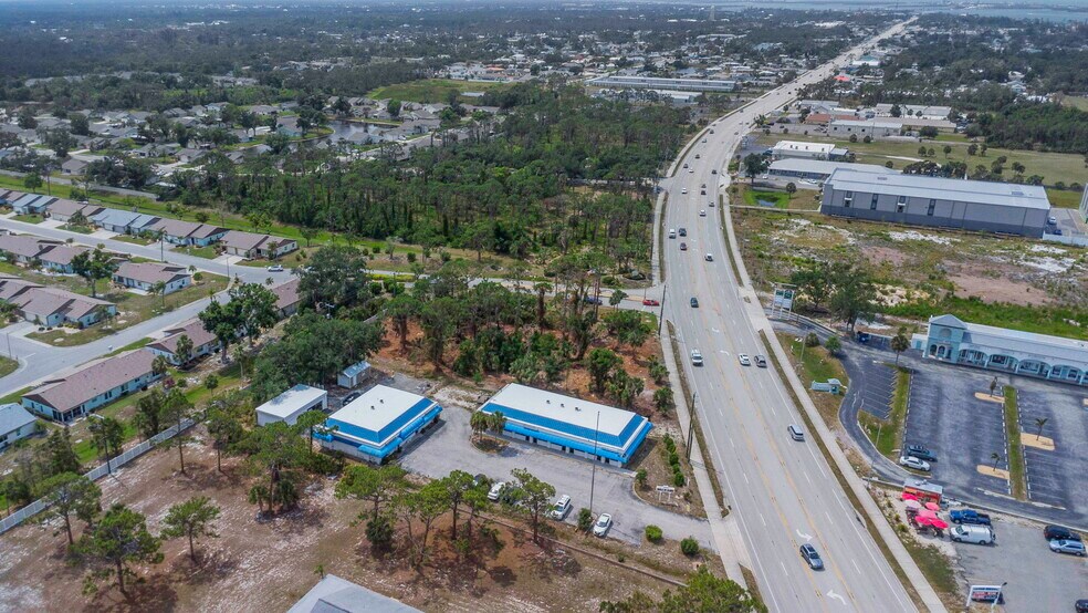 More Photos Of 655 N Indiana Ave, Englewood Medical For Sale