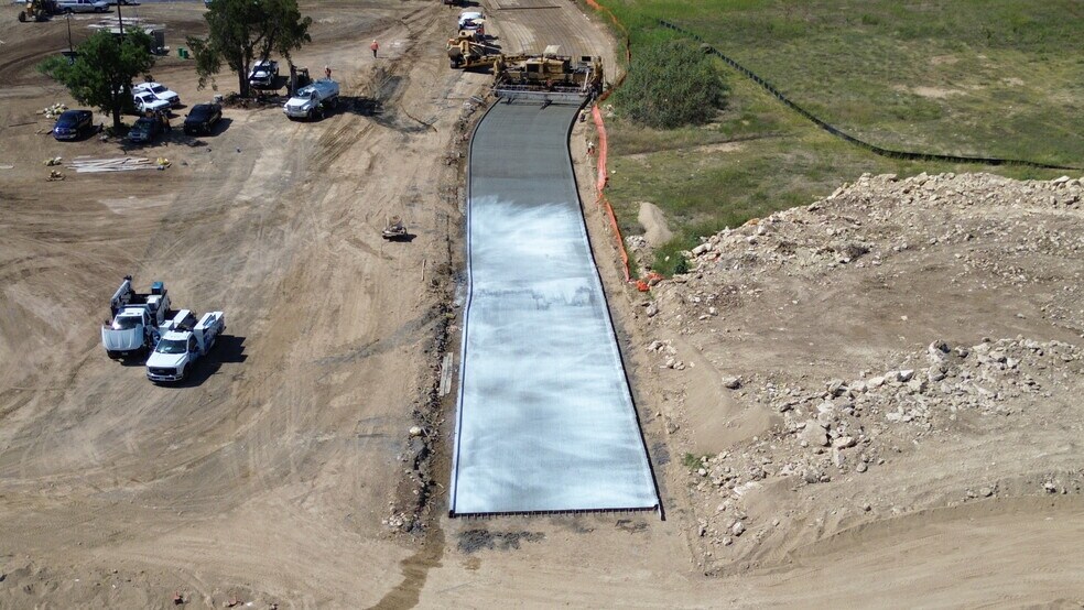 More Photos Of SWC FM-156 & John Wiley Rd, Justin Unknown For Lease