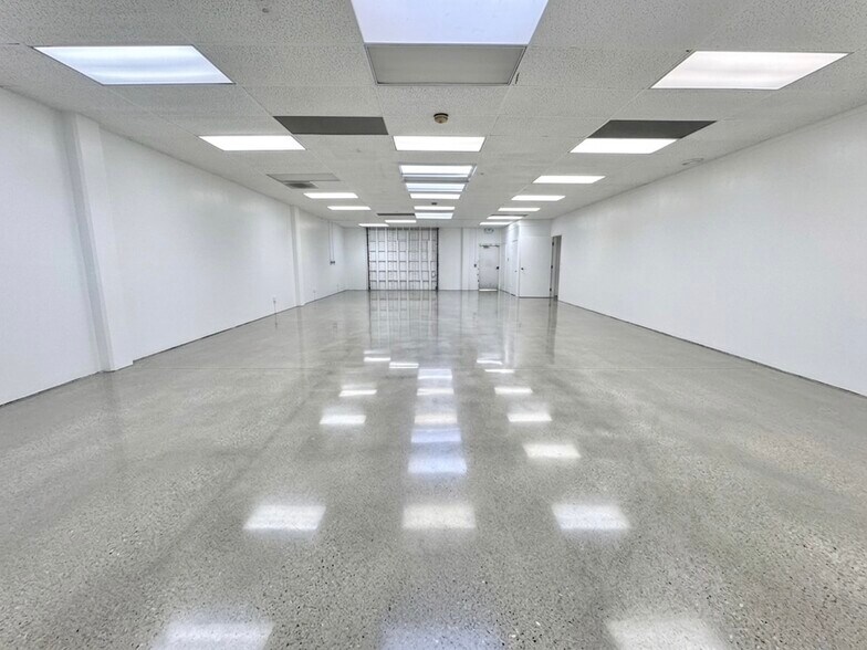 Primary Photo Of 797 San Antonio Rd, Palo Alto Research And Development For Lease
