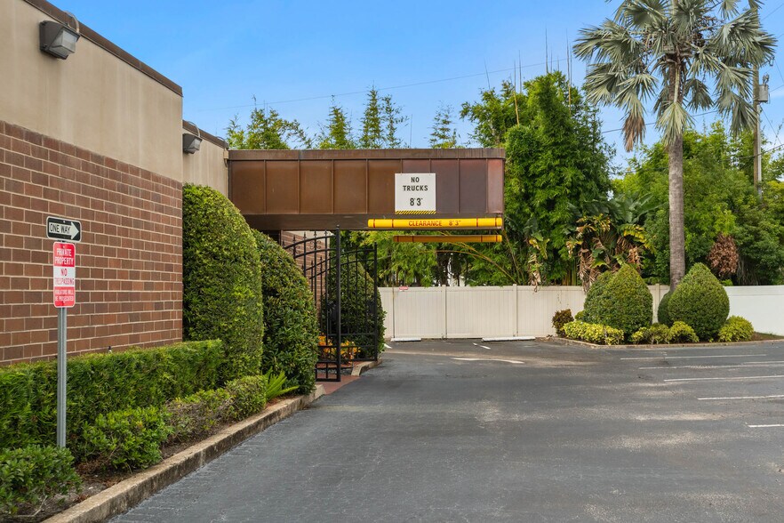 More Photos Of 3027 Aloma Ave, Winter Park Medical For Sale